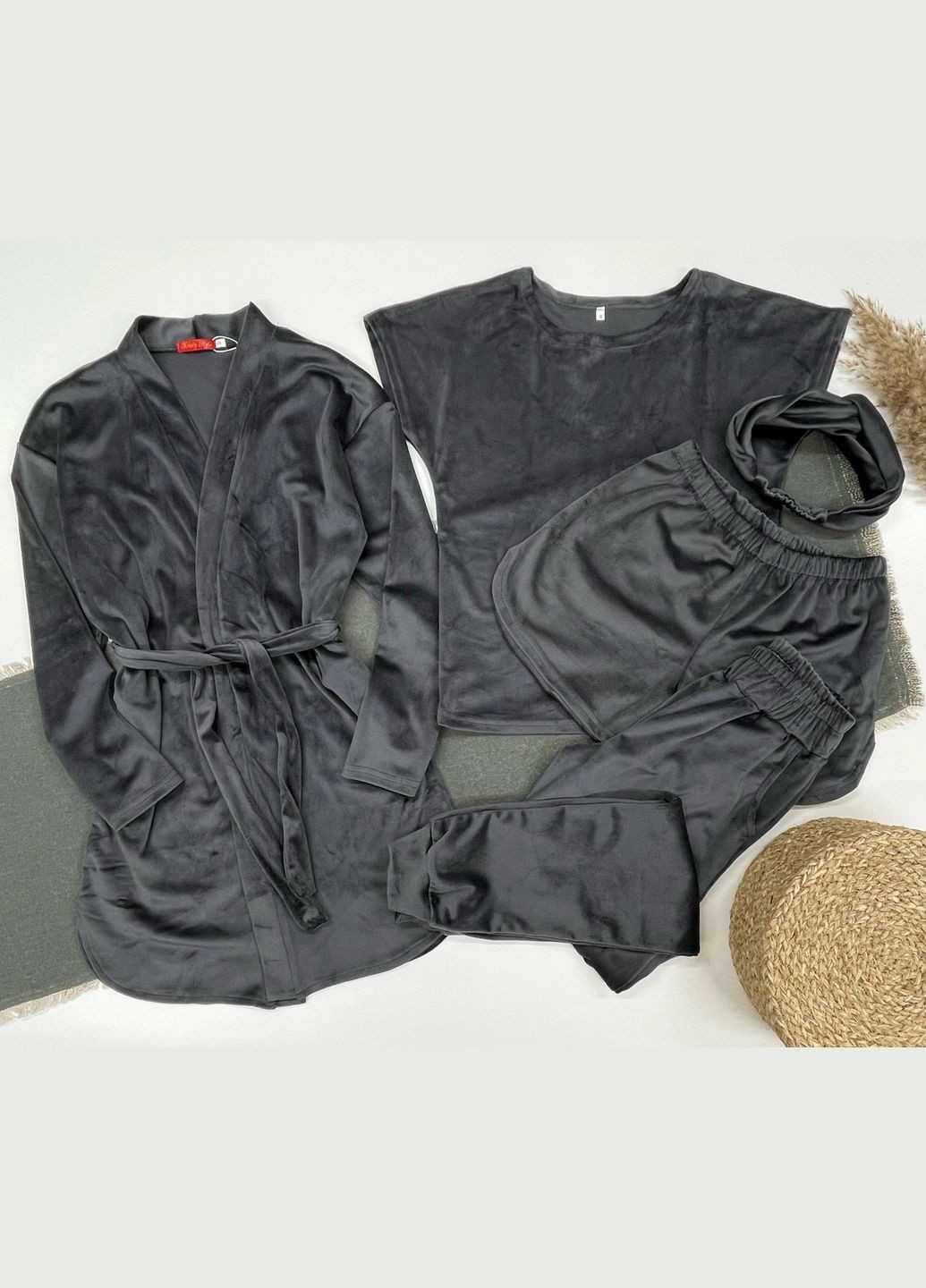 Графітова всесезон велюрова піжама з 5 предметів Україна