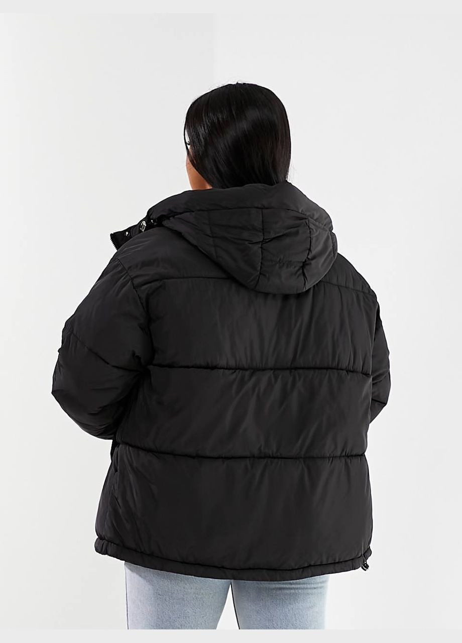 Чорна зимня куртка Garna