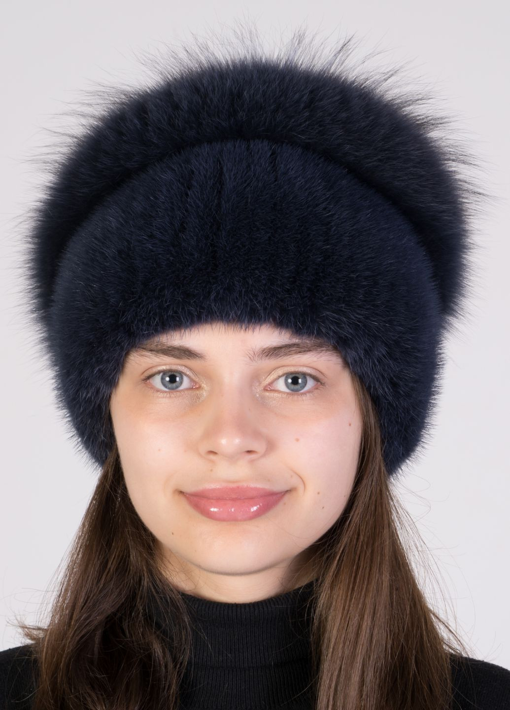 Жіноча хутряна шапка з норки та помпона з хутра песця та чорнобурки Меховой Стиль Улитка (301907557)