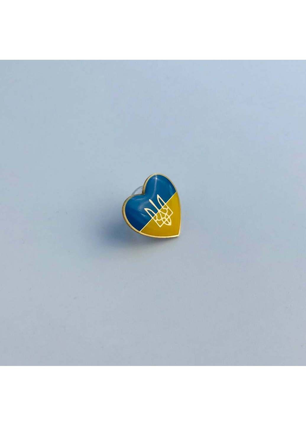 Значок патриотический Сердце Украины с трезубцем 15х15 мм Dobroznak (292338426)