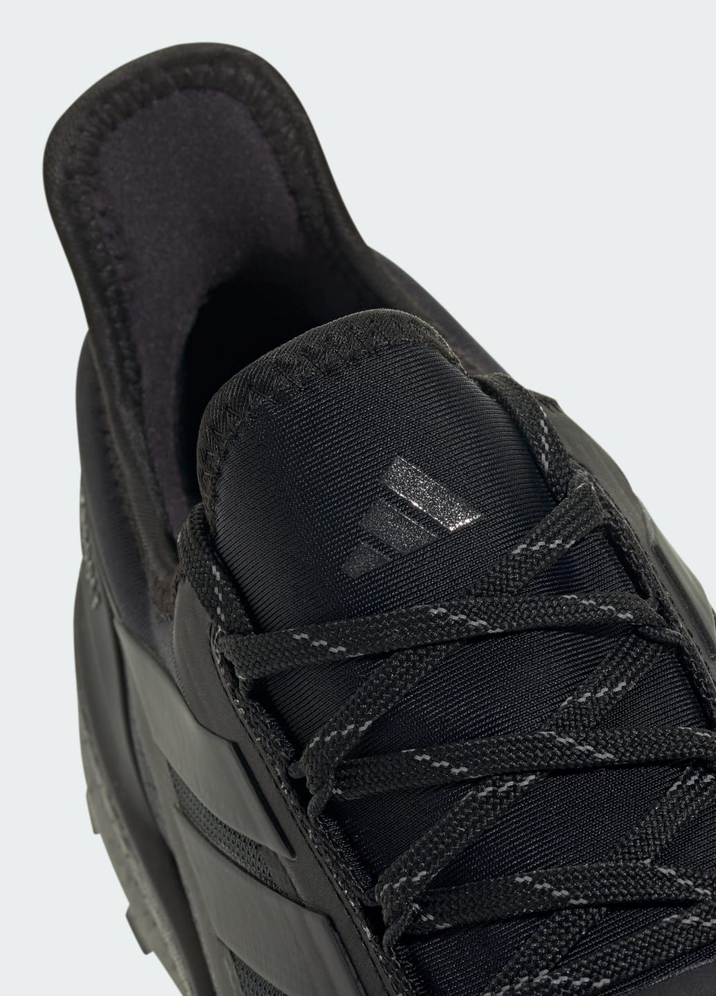 Чорні Літні кросівки ultraboost light 2.0 gore-tex® adidas