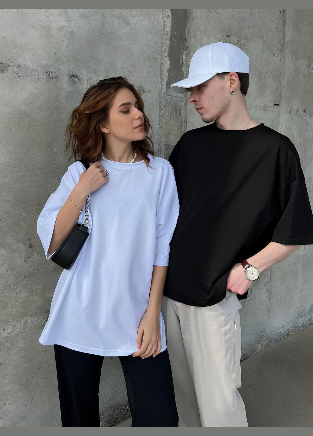 Женская базовая футболка из хлопка T-shirt oversize JUGO SLOBO - (291418070)