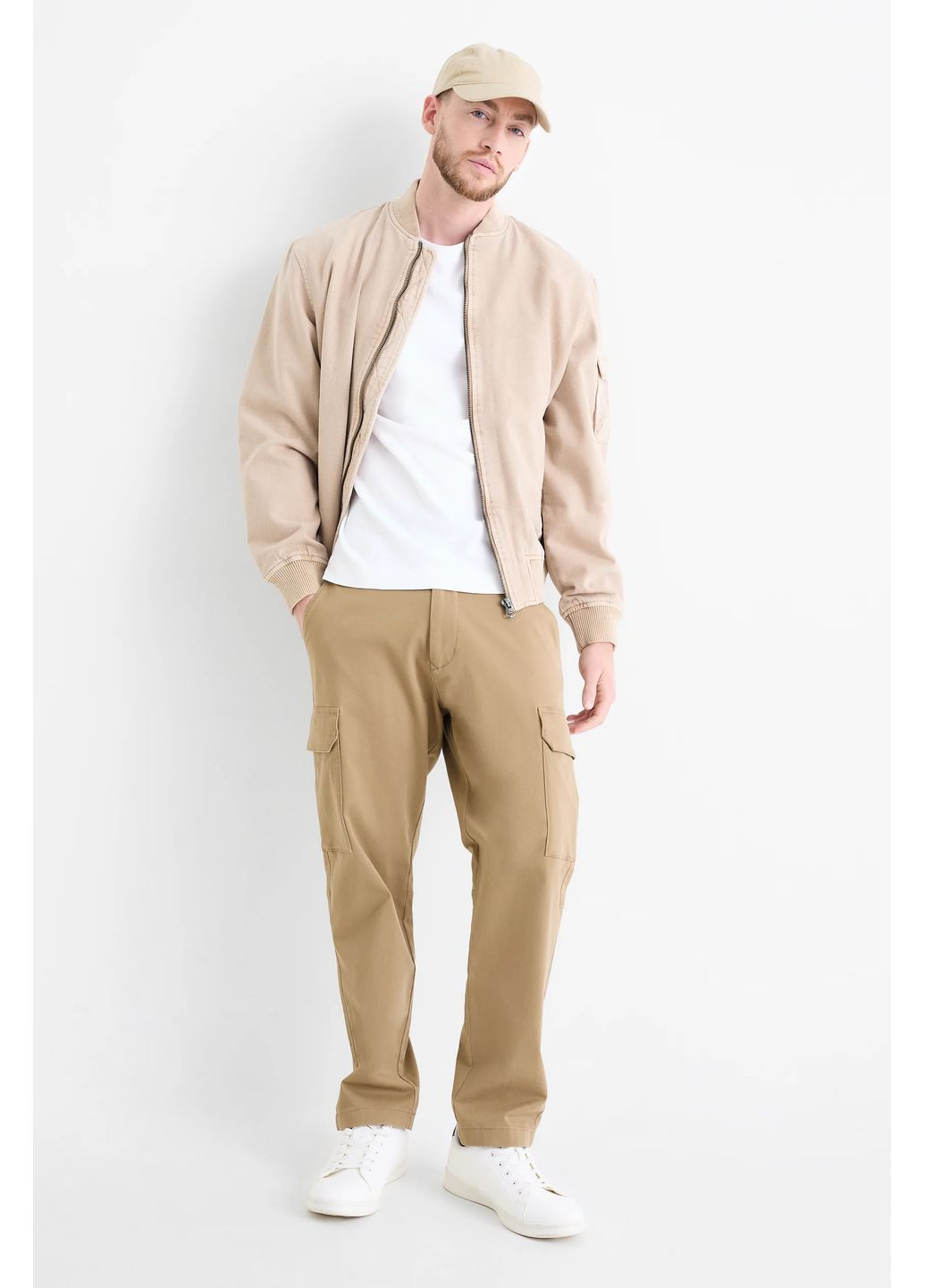 Бежевые демисезонные брюки C&A