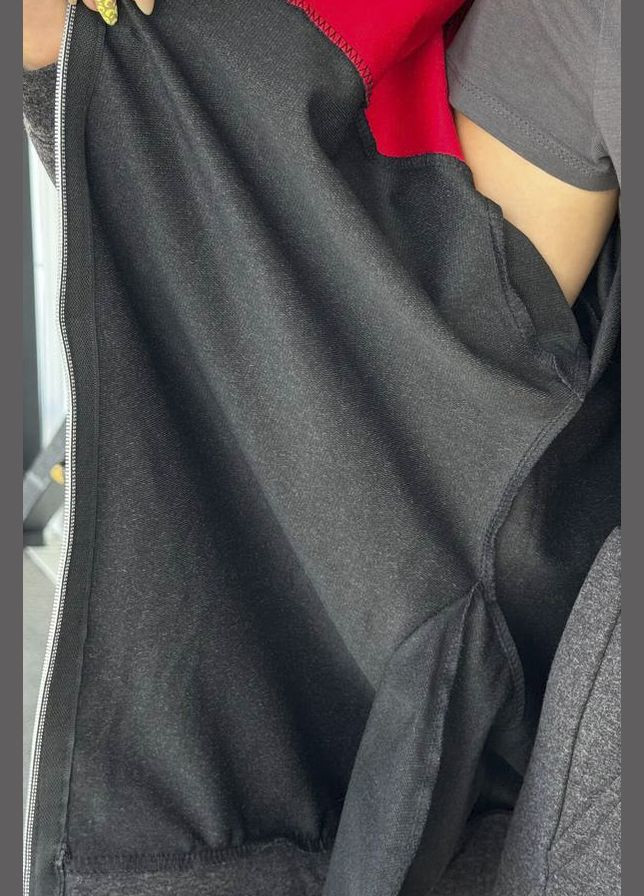 Спортивный костюм женский серо-красного цвета Let's Shop (337467628)