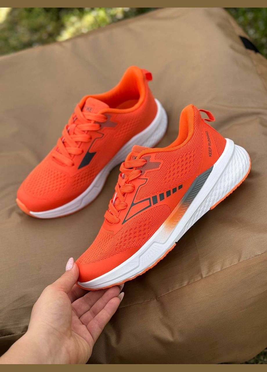 Світло-оранжеві осінні кросівки жіночі No Brand