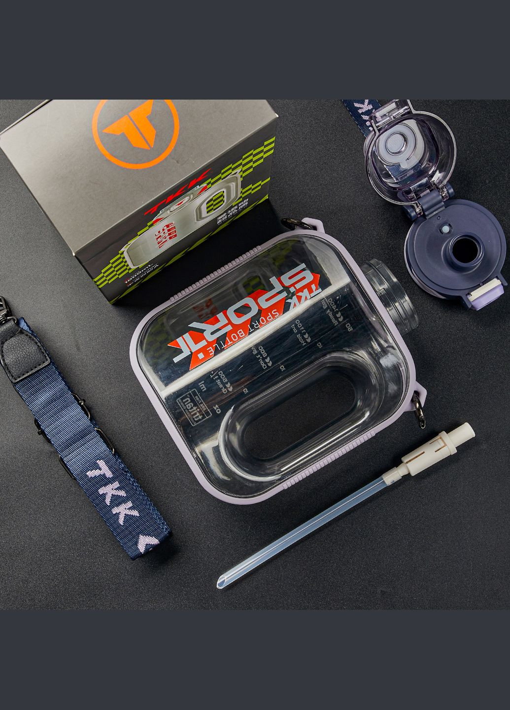 Бутылка для води Green 1600 мл Tritan TKK 1022 (314905088)