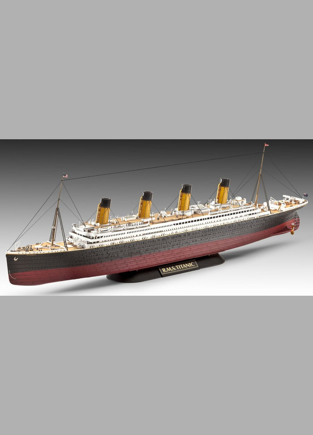 Сборная модель набор Корабль Титаник подарочный набор уровень 4 масштаб 1:700 и 1:1200 (RVL-05727) Revell _05727 (315402984)