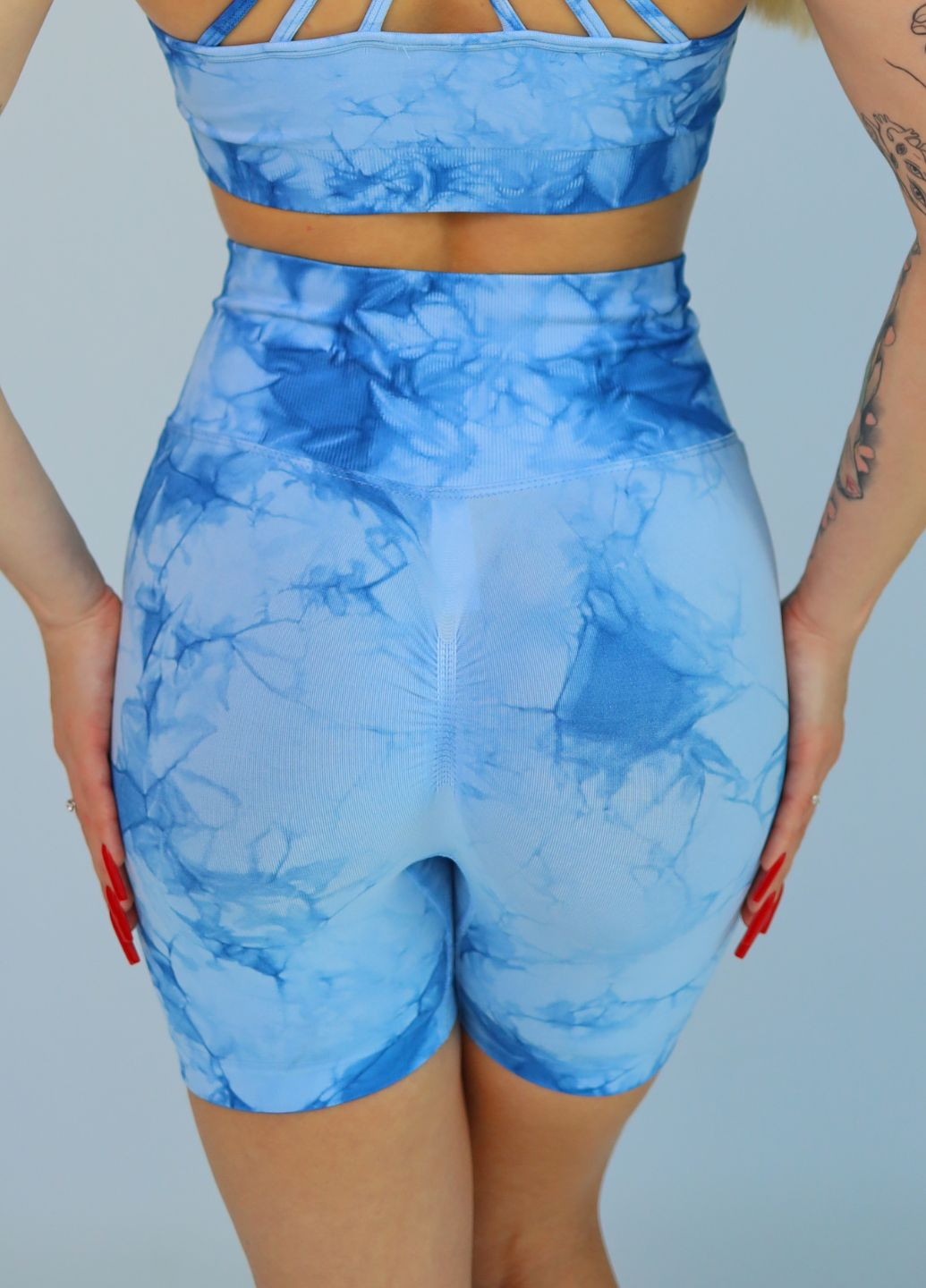 Жіночі спортивні шорти з ефектом push-up у блакитному тай-дай принті (70015) FitFiesta (328596877)