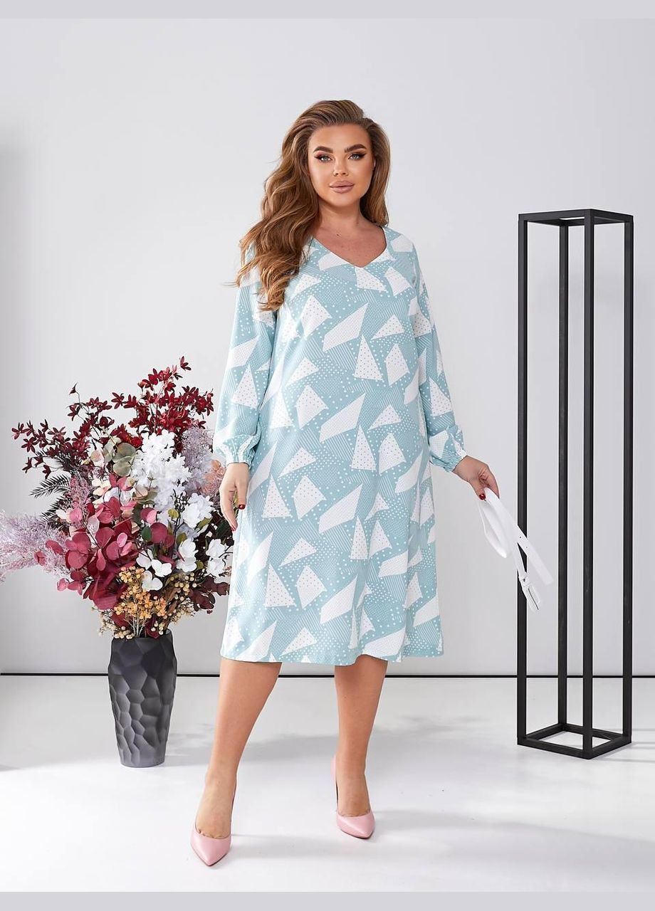 Мятное кэжуал платье "креативный шик" с длинным рукавом sf-255 мятный, 62 Sofia с геометрическим узором