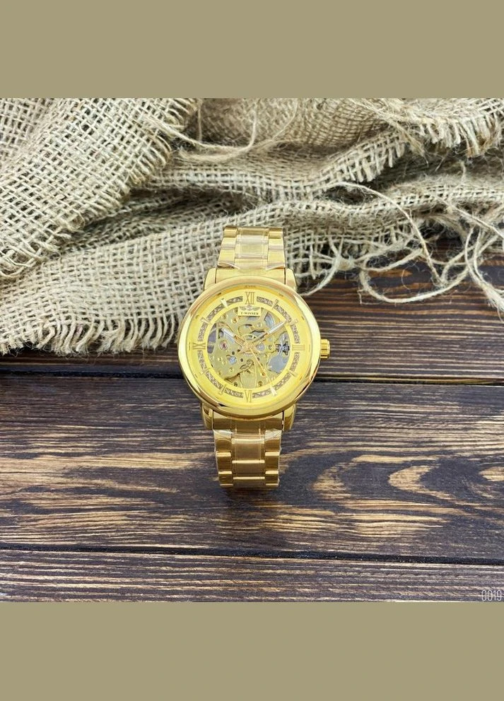8173 Gold Winner (386490350)