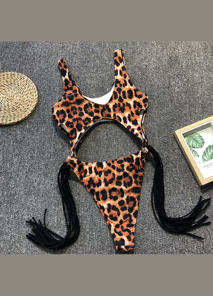 Бежевий літній жіночий суцільний купальник монокіні з вісюльками з боків чорний No Brand