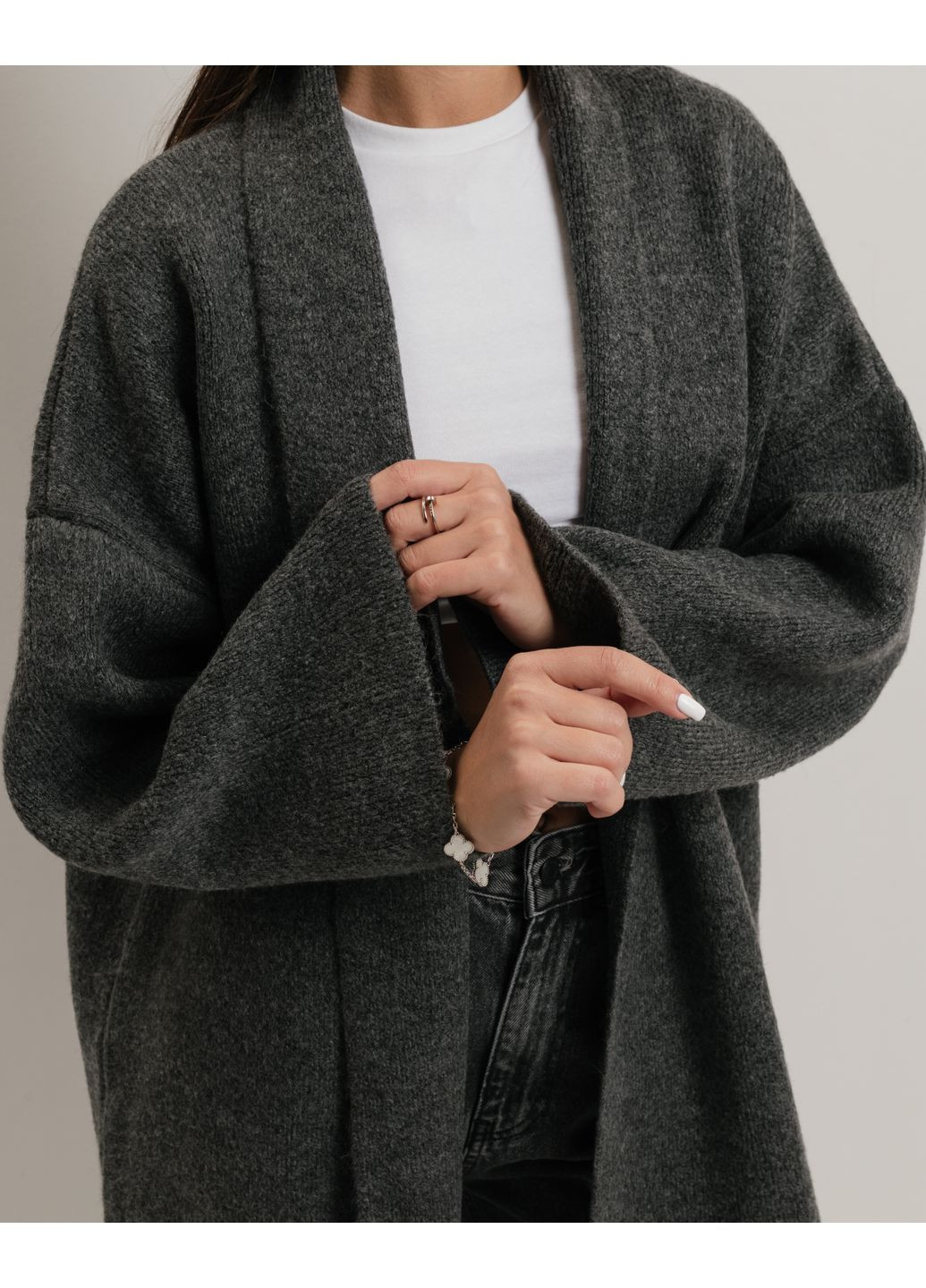 Серый кардиган Avrile