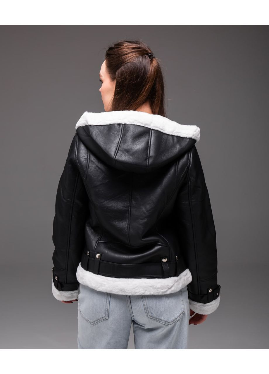 Чорна зимня жіноча куртка-косуха на хутрі косуха Vakko