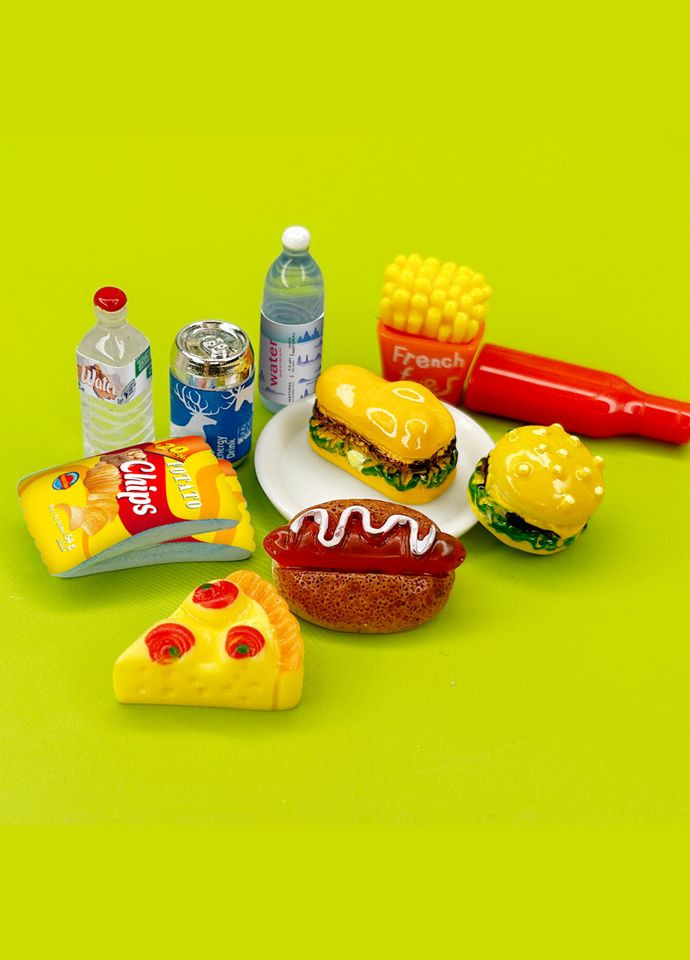 Игровой набор с сюрпризом Пикник 2305003 со стикерами Mini World (366969757)