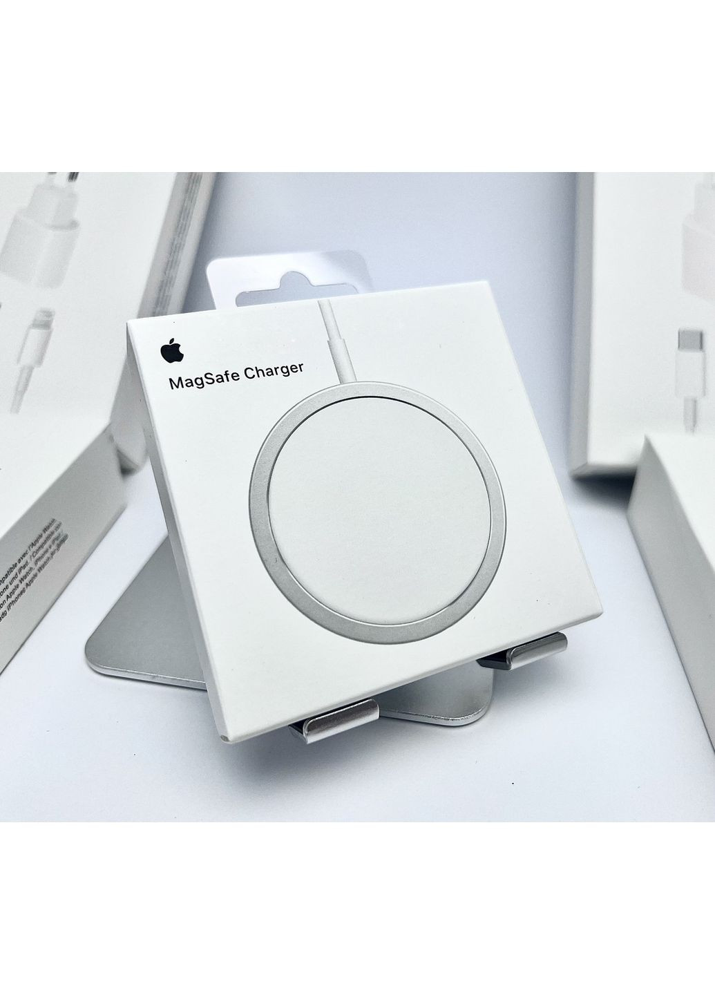 Беспроводная зарядка MagSafe 20W на Apple для айфона 11 12 13 14 15 16 Pro Max No Brand (369137318)
