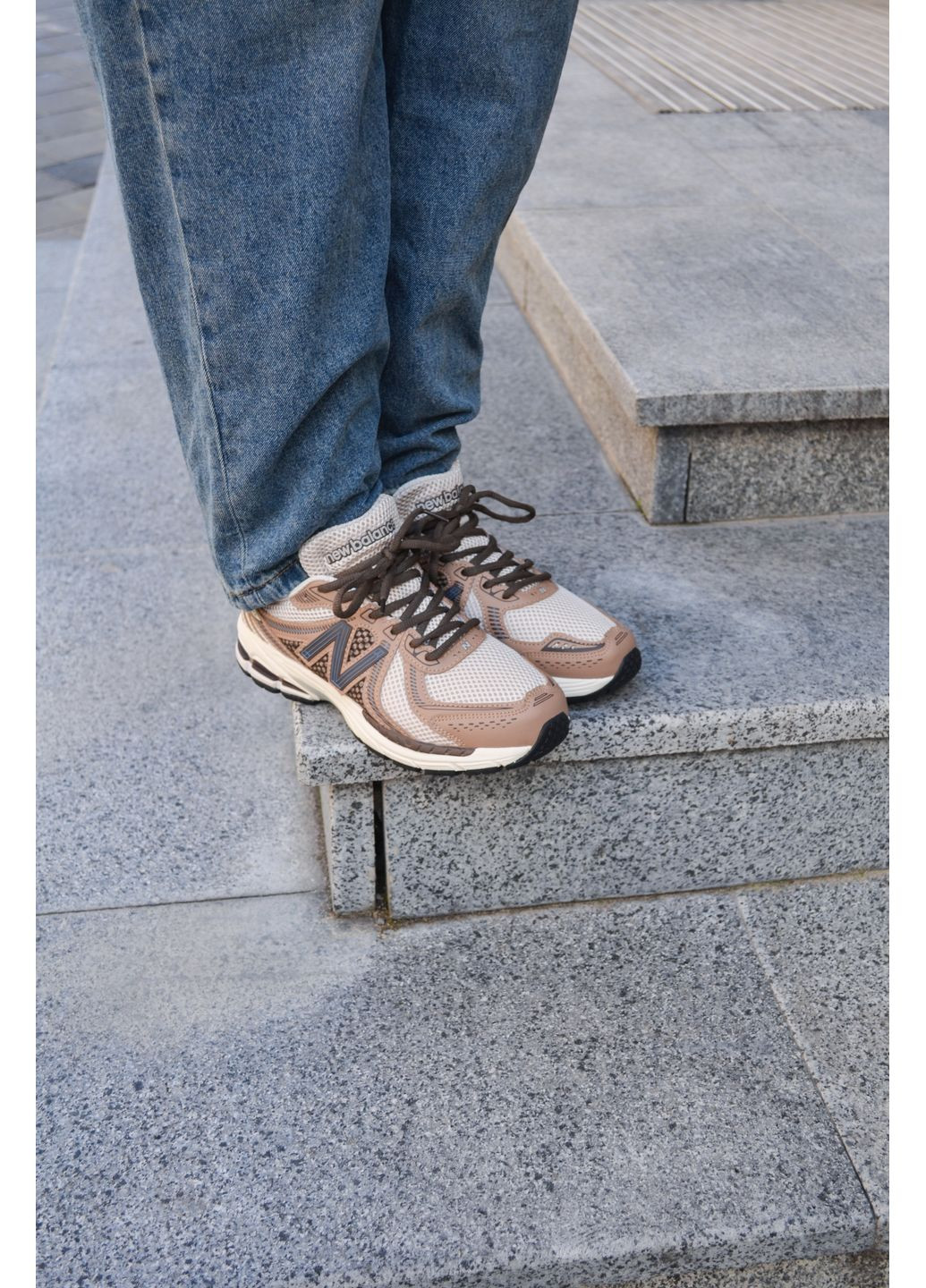 Цветные демисезонные кроссовки мужские new balance 860 v2 brown нью беланс 860 No Brand