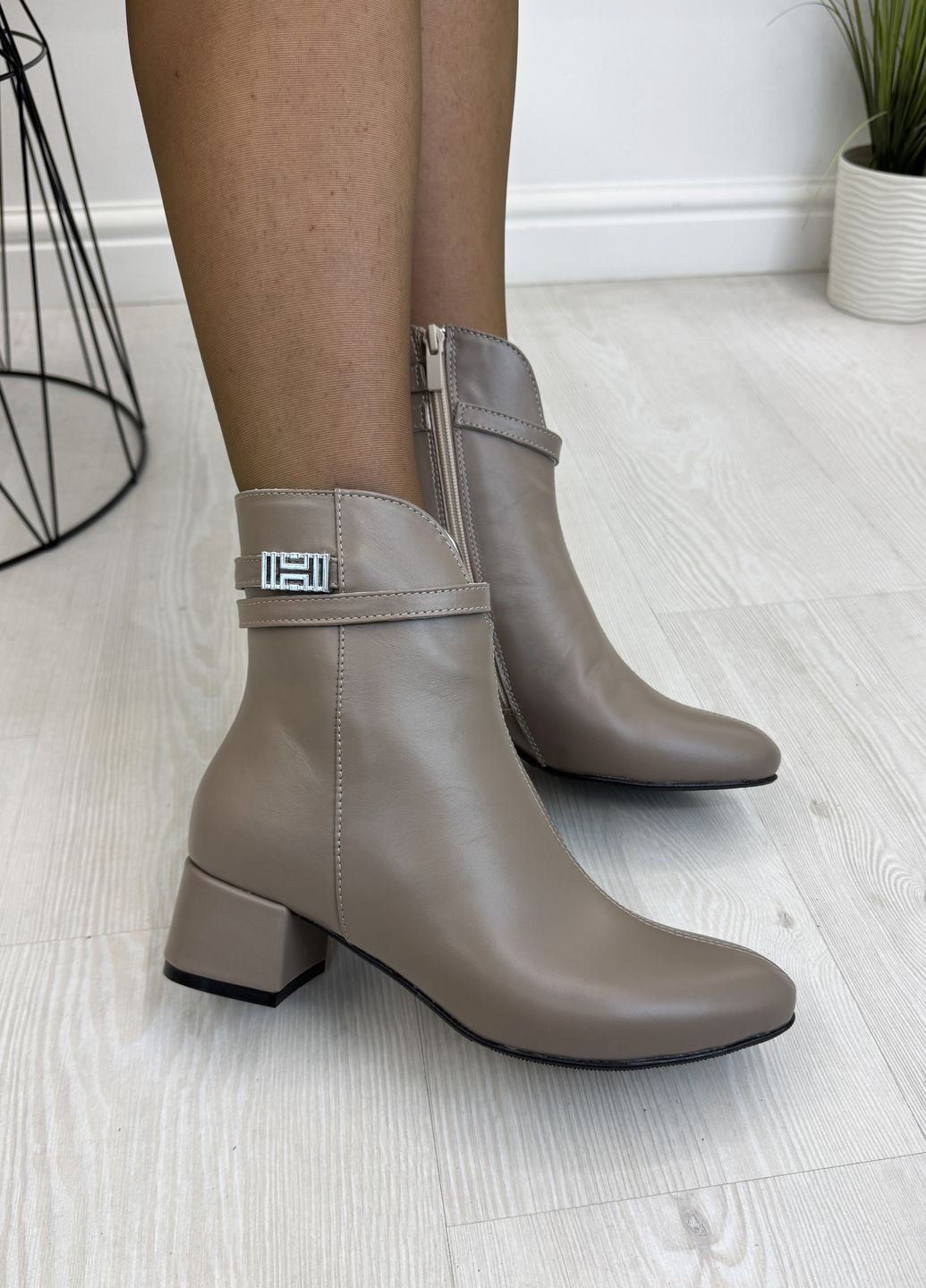 Осенние ботинки женские кожаные демисезонные. цвет визон Vasha para