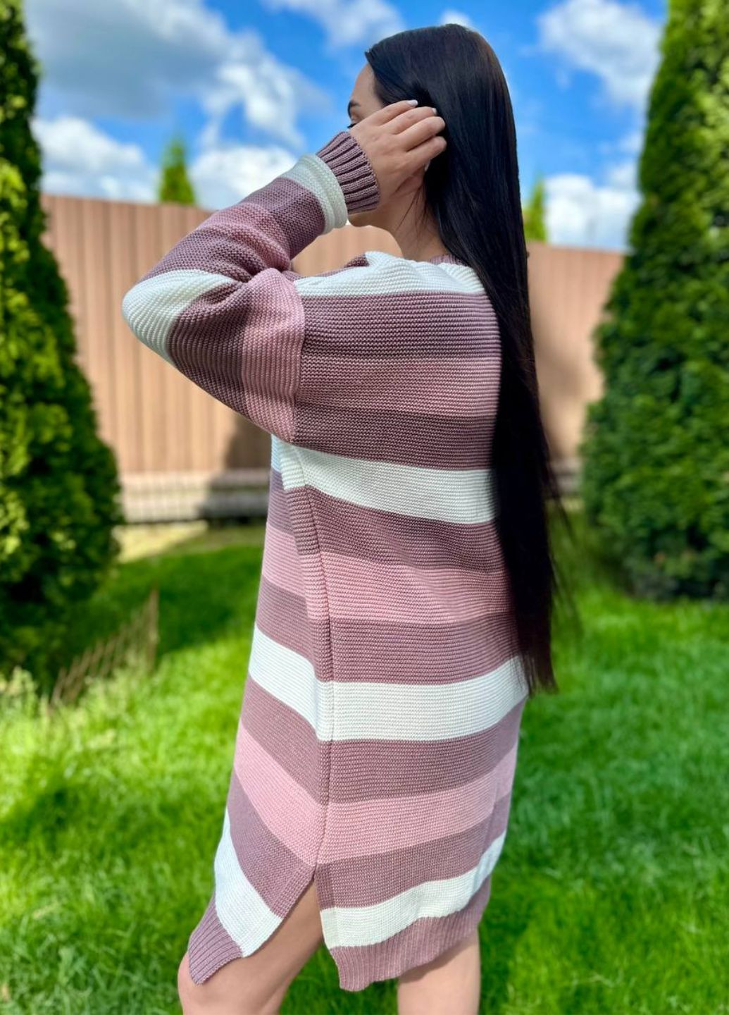 Пудровое повседневный вязаное платье меди Allthings в полоску