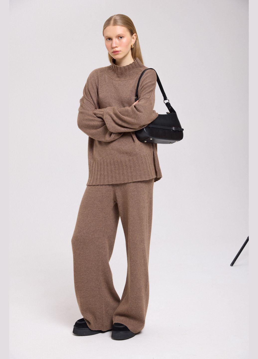 Костюм вязаный, цвет коричневый Estro (325455258)