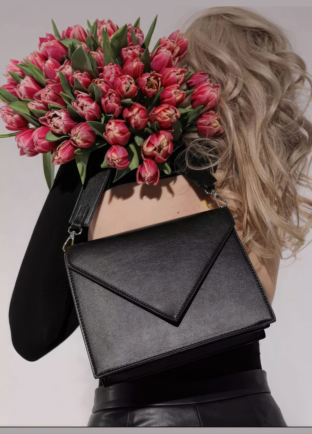 Жіноча сумка через плече / стильна сумочка крос-боді з широким ремінцем 2024 9401 Чорний 70160 OnePro (286328316)
