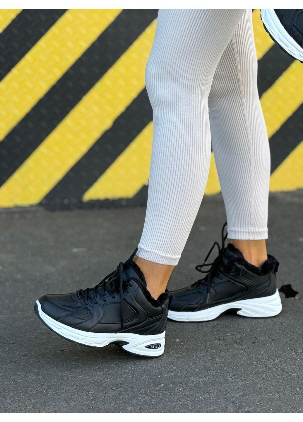 Кроссовки женские зимние утепленные на меху черные из экокожи спортивные повседневные No Brand чёрные зима (362961347)