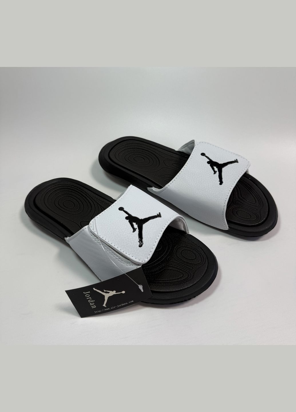 Цветные тапочки мужские, сланцы джордан, мужские тапочки jordan 28, 44, черно-белый No Brand