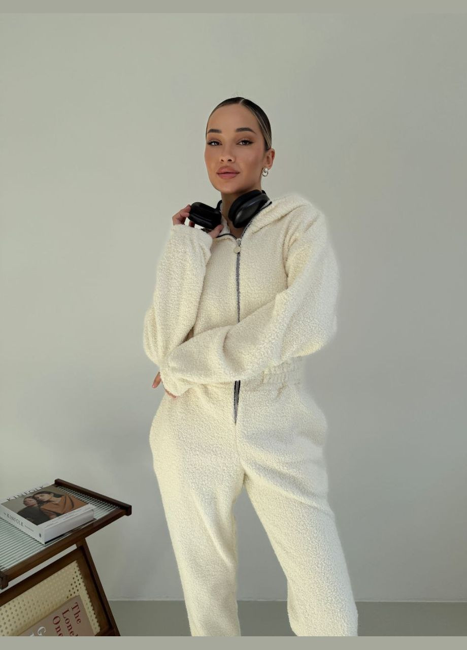 Невероятный комбинезон😍 Luna молочный