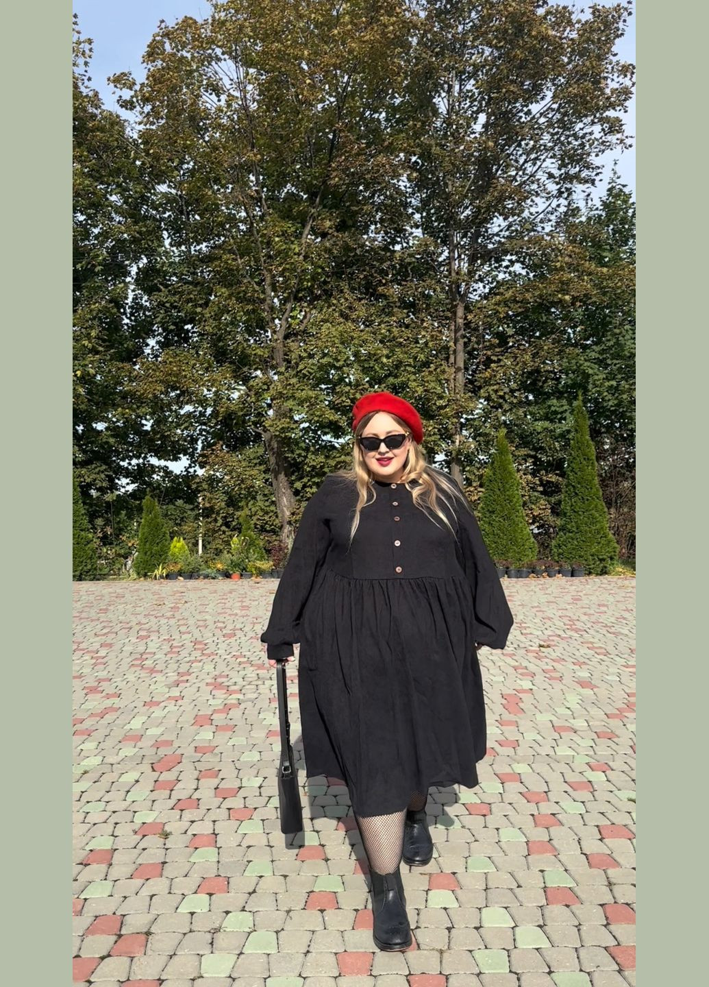 Черное платье вельвет EVVA