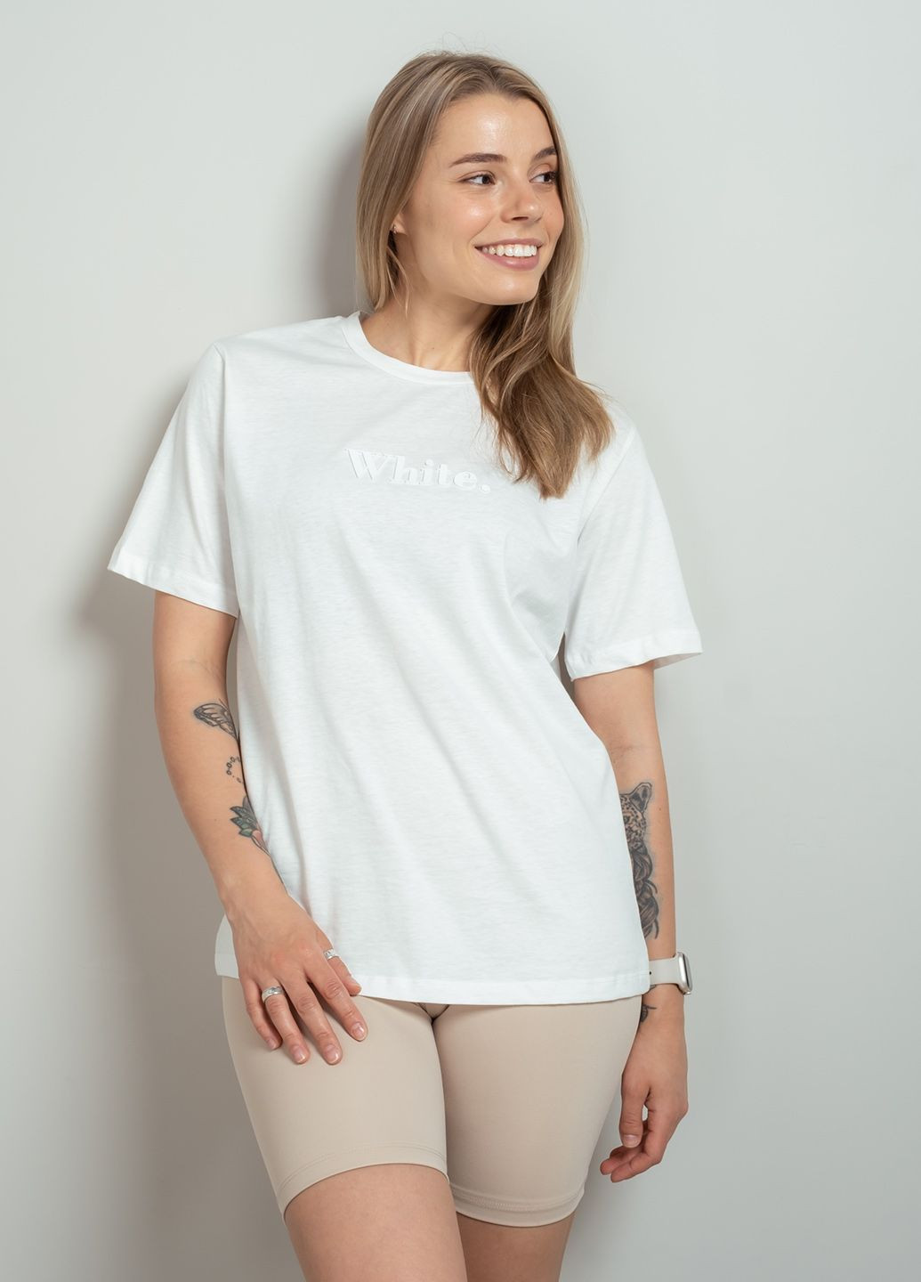 Белая летняя футболка женская 343051 Power
