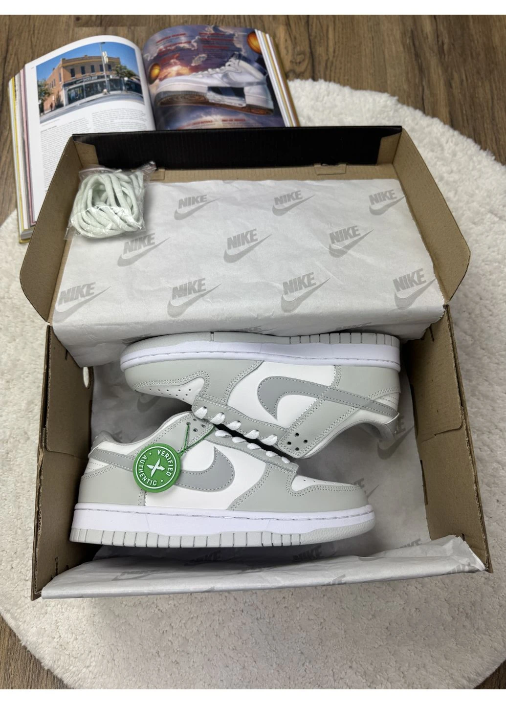 КРОСІВКИ ЖІНОЧІ NIKE SB DUNK LOW WHITE GREY НАЙК СБ ДАНК No Brand сірі демісезони (367168098)