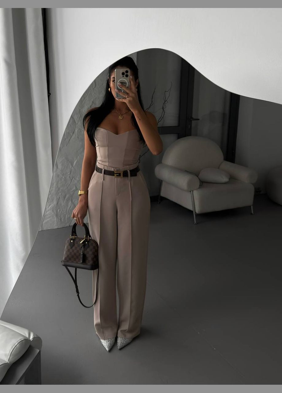 Женский костюм классический Україна (327372970)