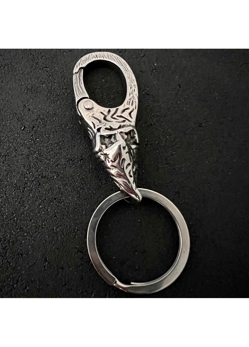 Готический брелок для ключей из нержавеющей медицинской стали KC-009 No Brand (299008431)
