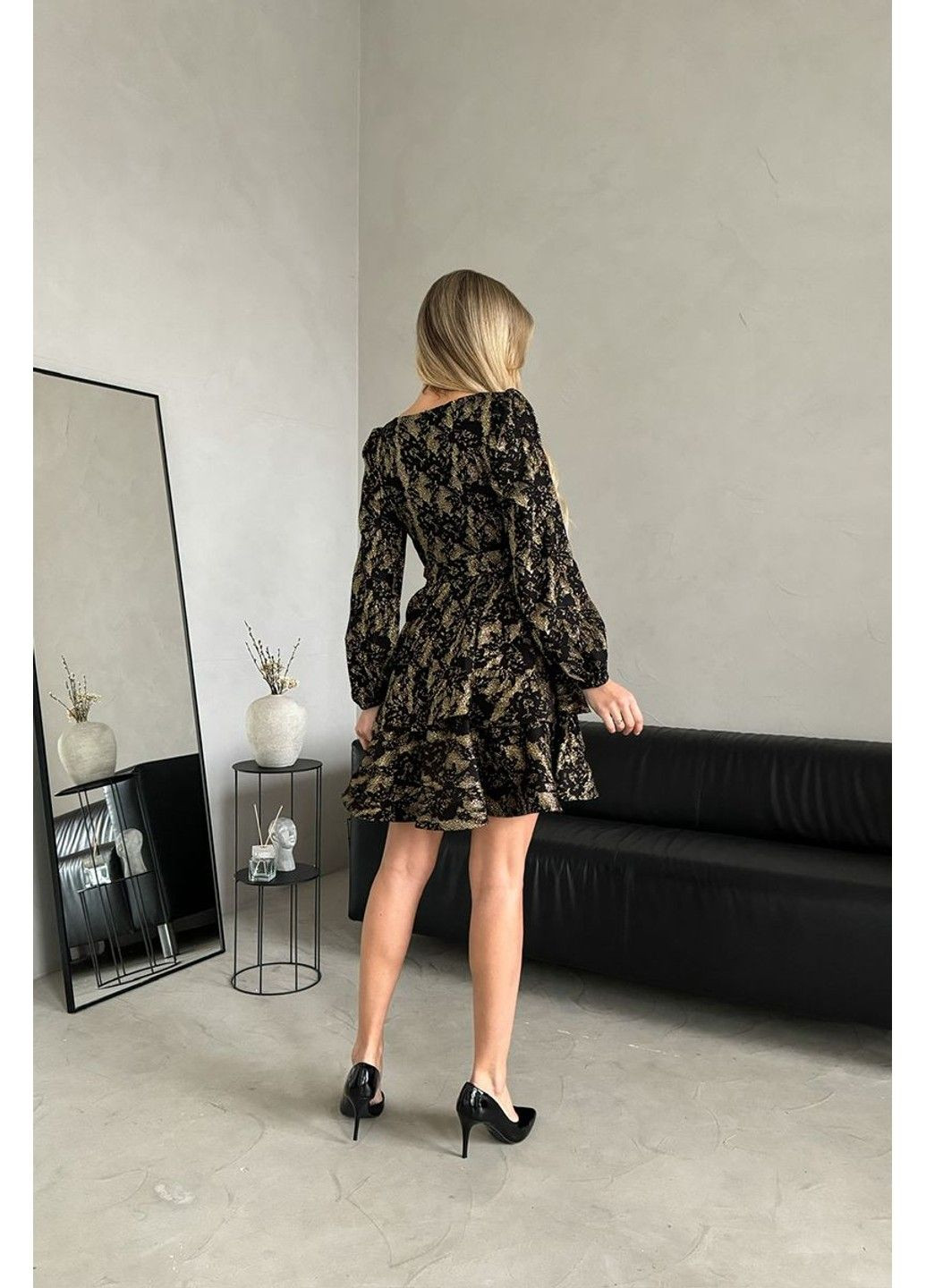 Золотий коктейльна сукня гіпюр троянда 24111 золота Tanita-Romario