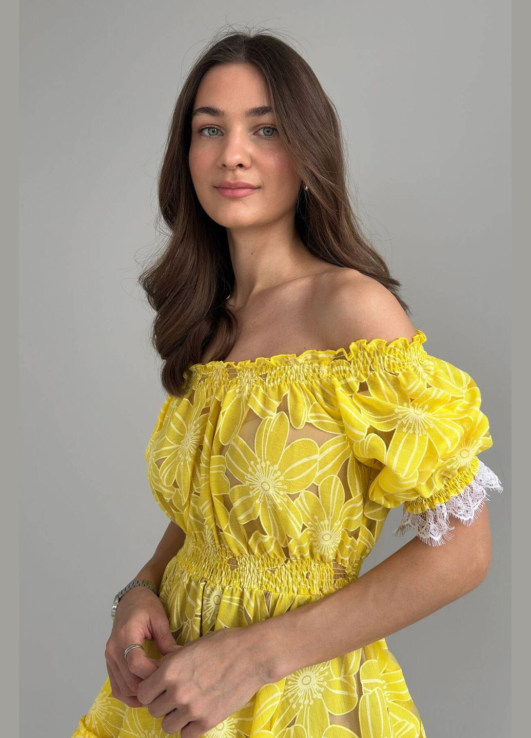 Жовтий сукня Nenka