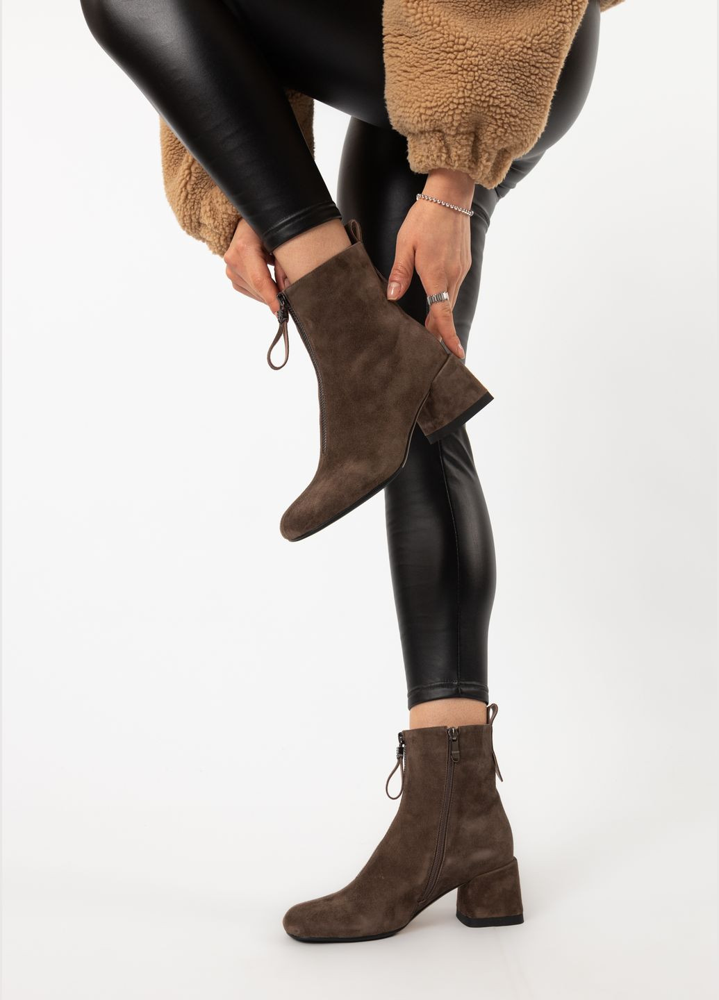 Коричневі ботильйони (1880ба) FARINNI