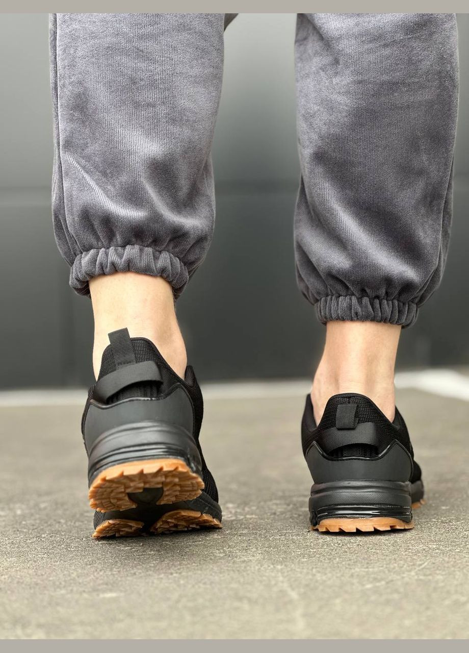 Чорні всесезон кросівки Vakko