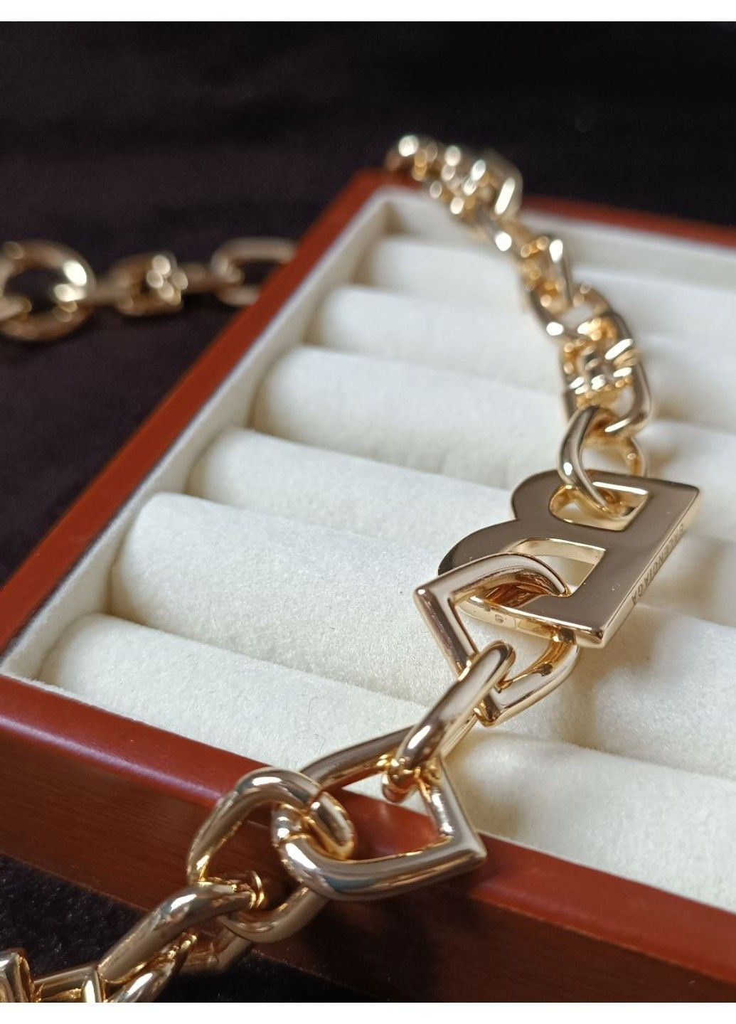 Чокер-ланцюжок жіночий із медичної сталі золотистий No Brand (368713804)