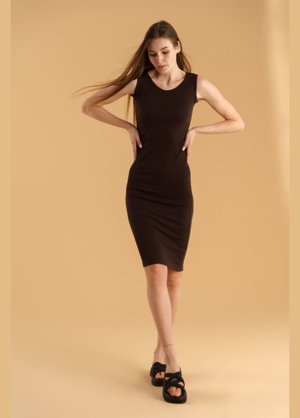 Коричневое повседневный платье однотонное женское 647-baza коричневый (2000990342508s) shop (2000990342508) No Brand