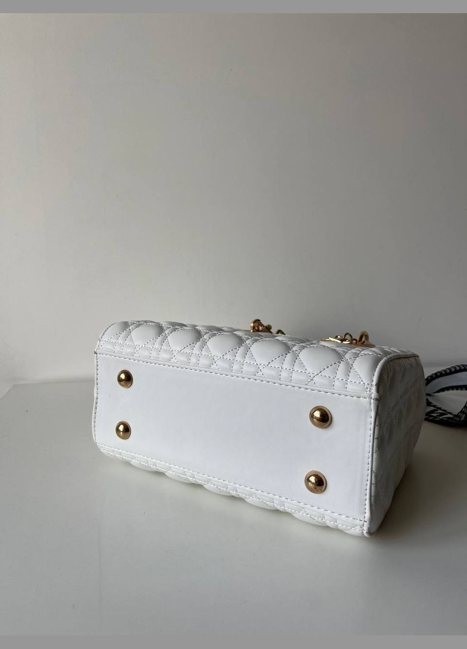 Сумка жіноча з екошкіри з вишивкою | Формат Lady Vakko (334451514)