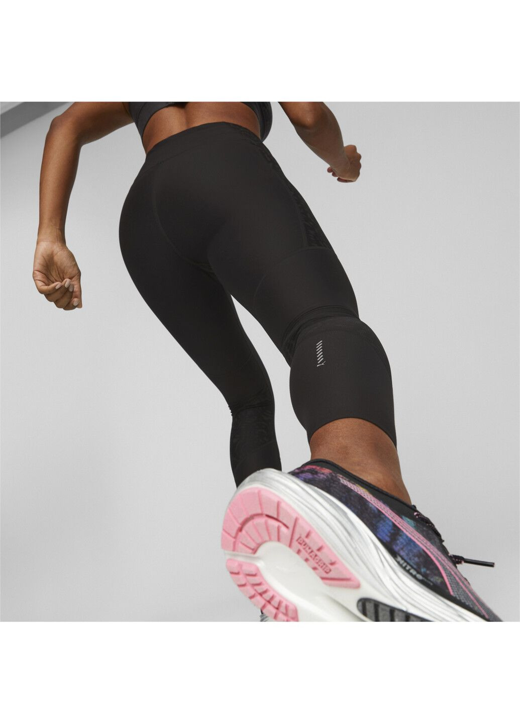 Черные демисезонные леггинсы ultraform women's high-waisted running tights Puma