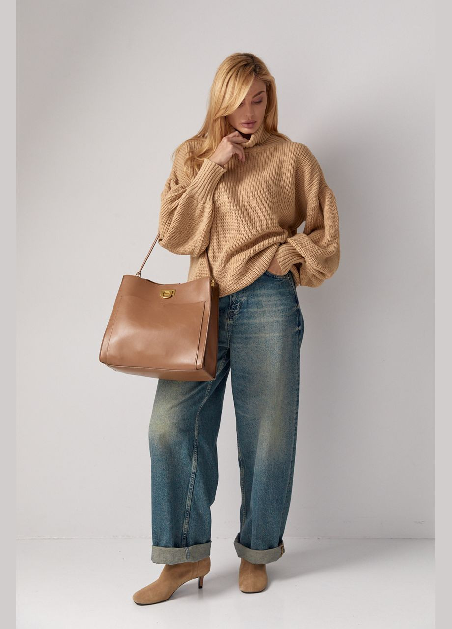 Світло-коричневий зимовий жіночий трикотажний светр з рукавами-ліхтариками Lurex