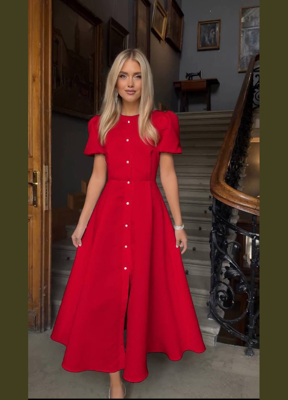 Червона повсякденний максі сукня на гудзиках Adelante однотонна