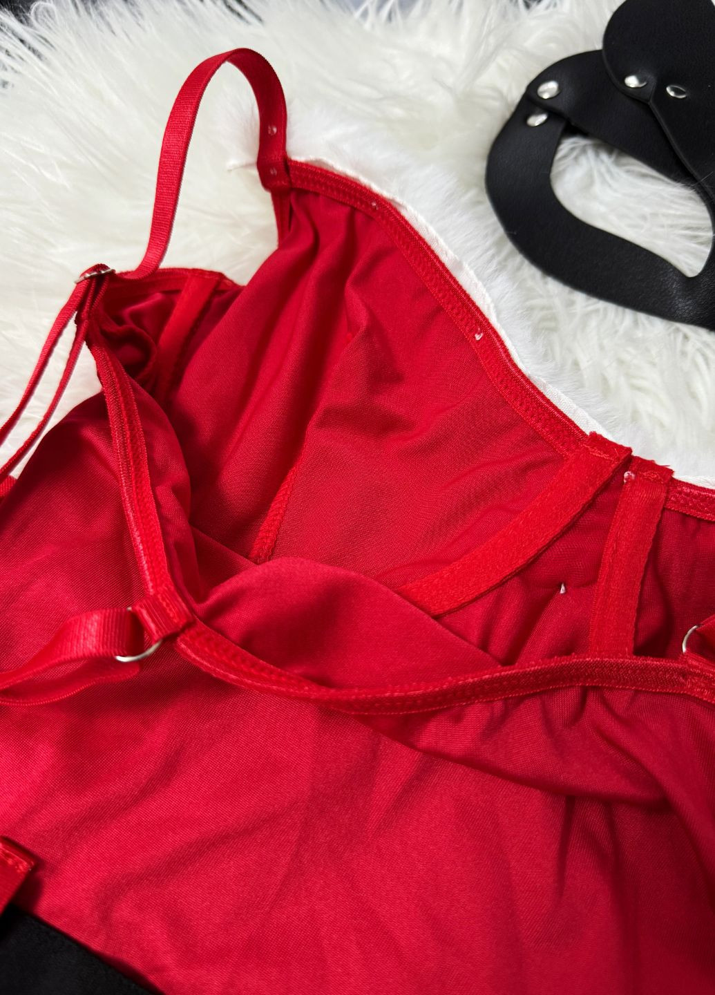 Боди женское новогоднее с пушком и поясом на кнопках внизу CHRISTMAS SHEIN (314530787)