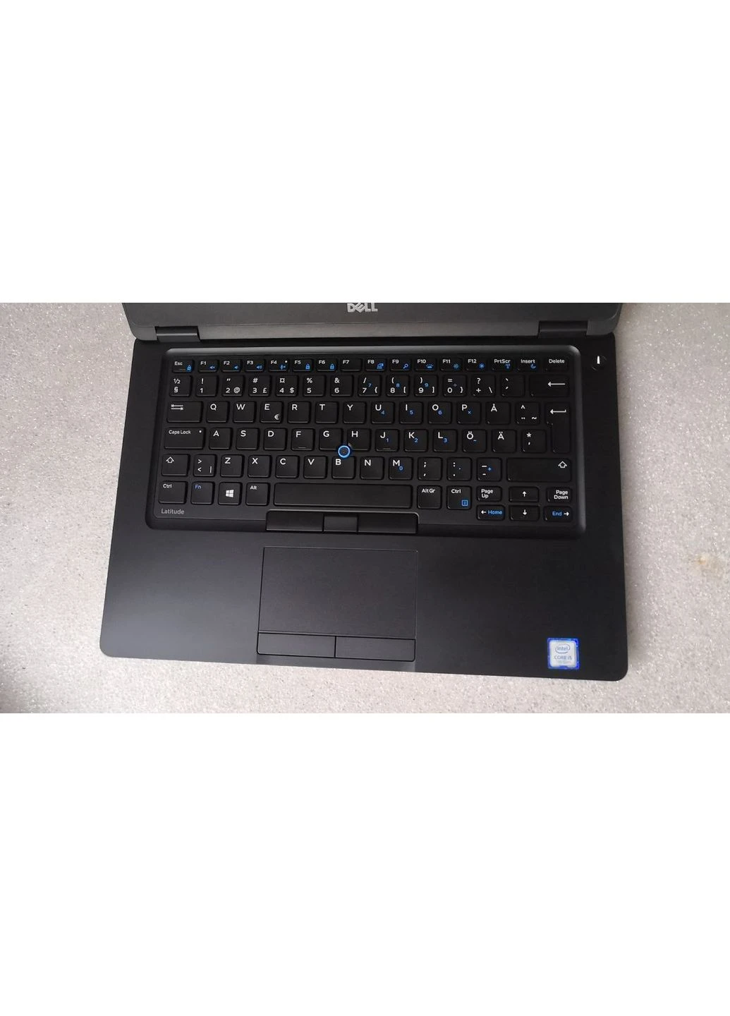 Игровой ноутбук Latitude / 14" IPS / Core i5-7200U (2(4) ядра по 2.5-3.1GHz) / 8GB DDR4 / 256GB SSD / GeForce 930MX, 2GB DDR3, Dell (398147209)