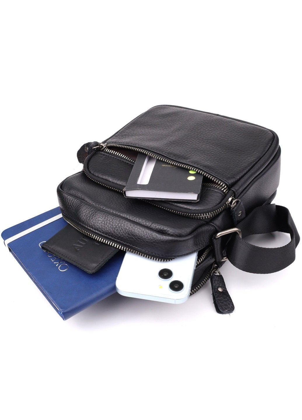 Містка чоловіча сумка на плече з натуральної шкіри 23022 Чорний Vintage (356452094)