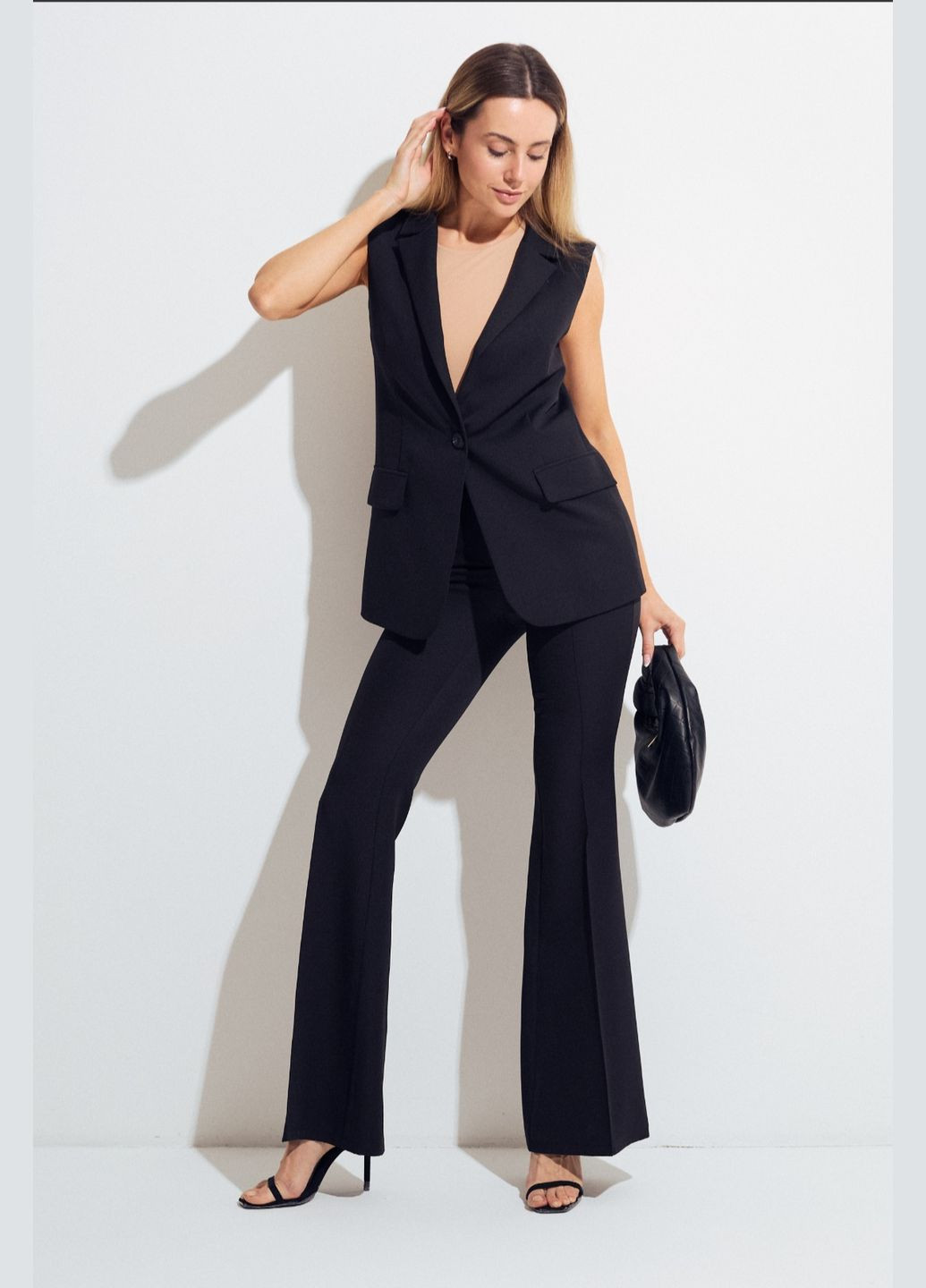 Жилет удлиненный классический женский свободного кроя черный itelle пряма (322157503)