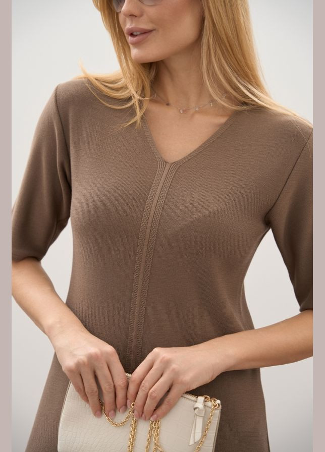 Коричневое повседневный элегантное женское платье прямого кроя, длины меди (2854) Triko Bakh