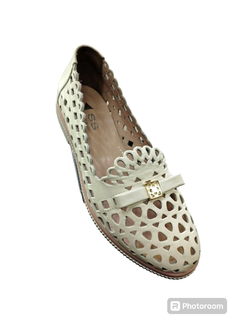 Мокасини жіночі з перфорацією з декором 36 (23,5 см) бежеві Sherlock Soon (323159431)