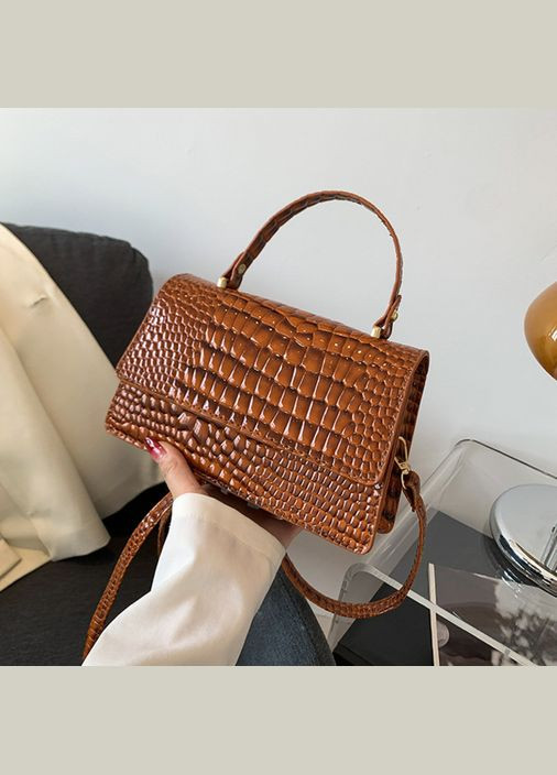 Женская лаковая мини сумочка клатч на плечо с принтом рептилия коричневая (sku_1736Н) No Brand (330576868)