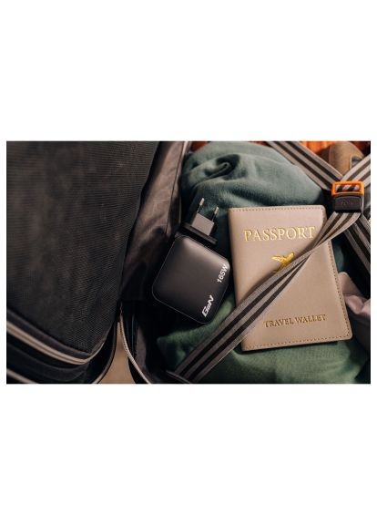 Зарядний пристрій MiniGaN 165 W 4 ports (3xUSB-C/1xUSB-A) (32216) Verbatim MiniGaN 165 W 4 ports (3xUSB-C/1xUSB-A) (370019637)